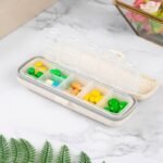 Efillooc wheat straw pill box with 7 compartments